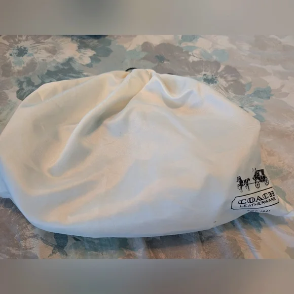 Coach Purse - Picture 5 of 5